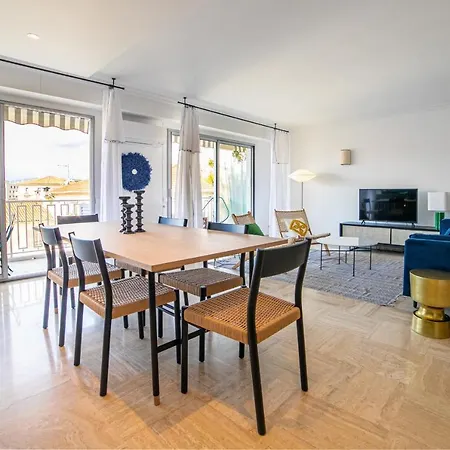 Guestready - Wonderful Apt With Parking Access! דירה קאן