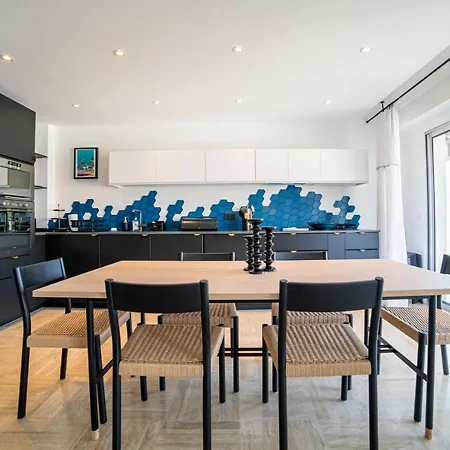 Guestready - Wonderful Apt With Parking Access!